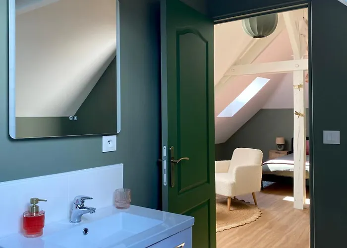 Les Lotus De Belle-yle Bed & Breakfast