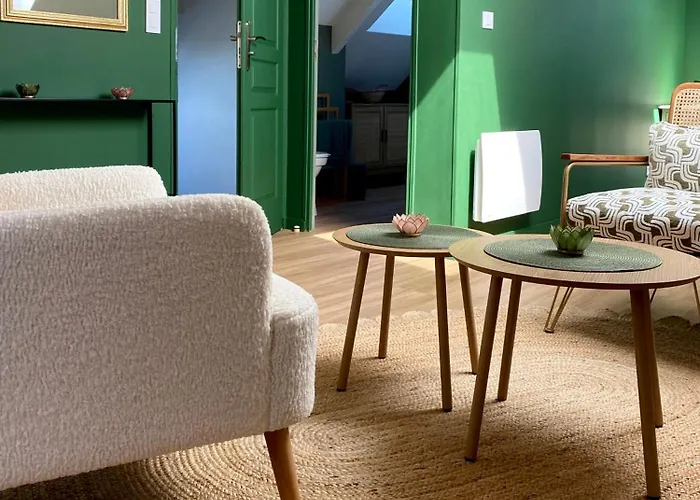 Les Lotus De Belle-yle 3* Yvré-lʼÉvêque