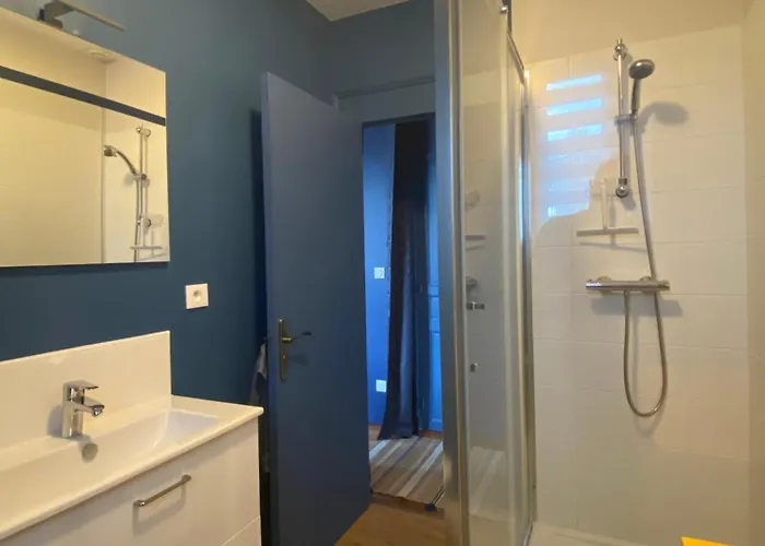 Les Lotus De Belle-yle Bed & Breakfast